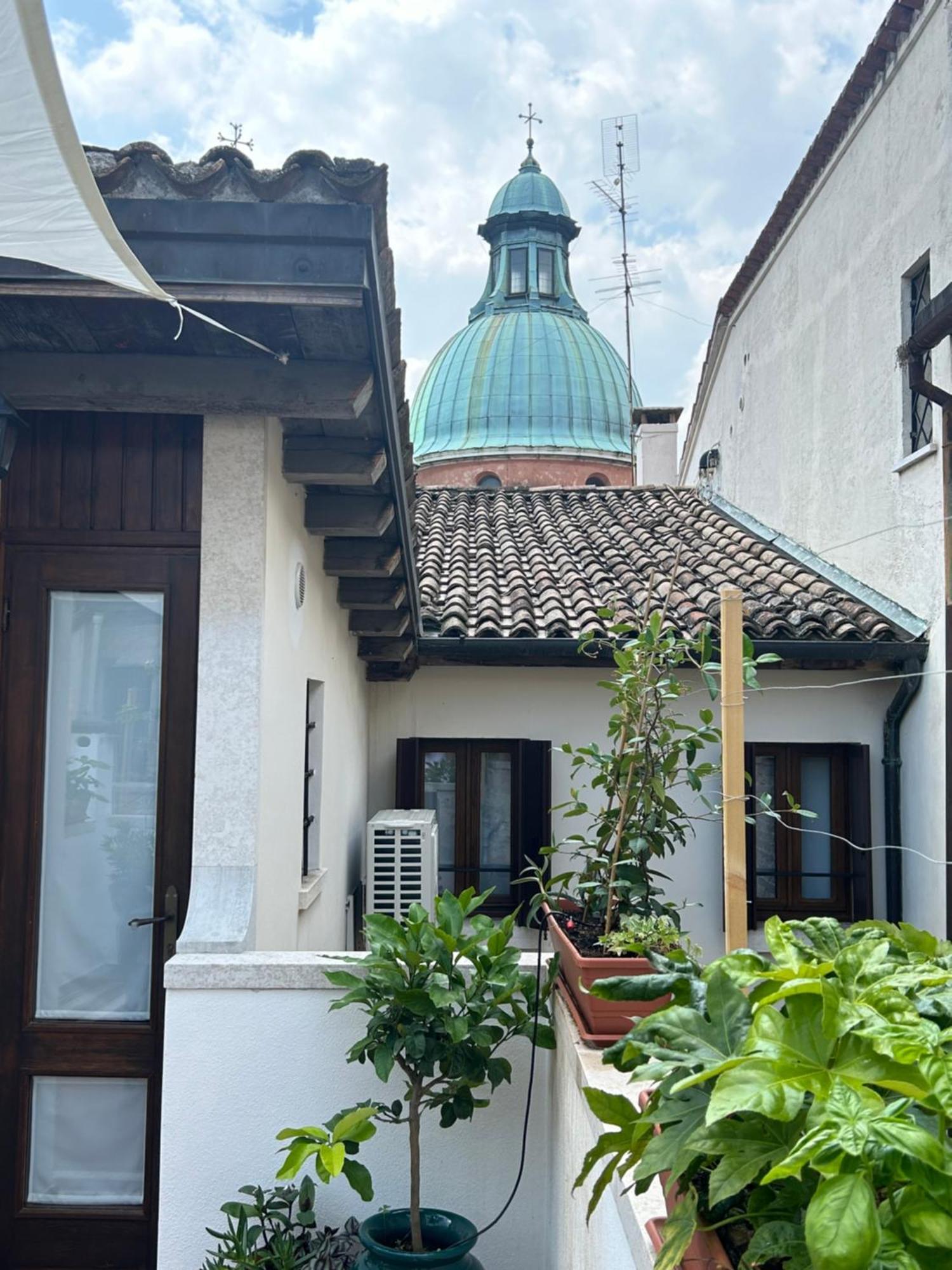 Calmaggiore Apartment Treviso Bagian luar foto